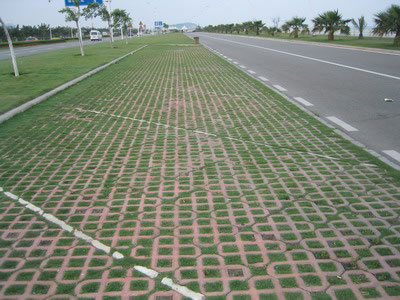 Brique à végétalisation en béton